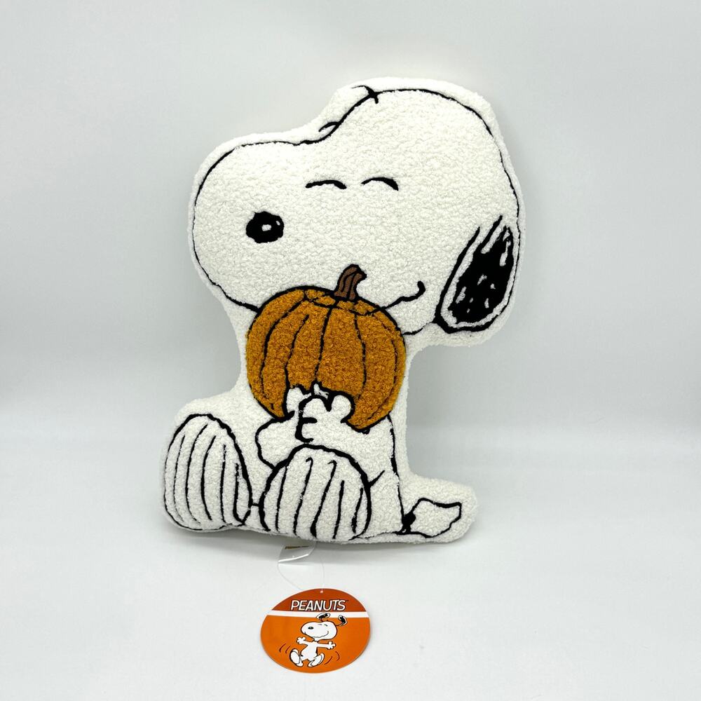 Peanuts Snoopy Holding Pumpkin Shaped Sherpa Pillow Fall Halloween NEW